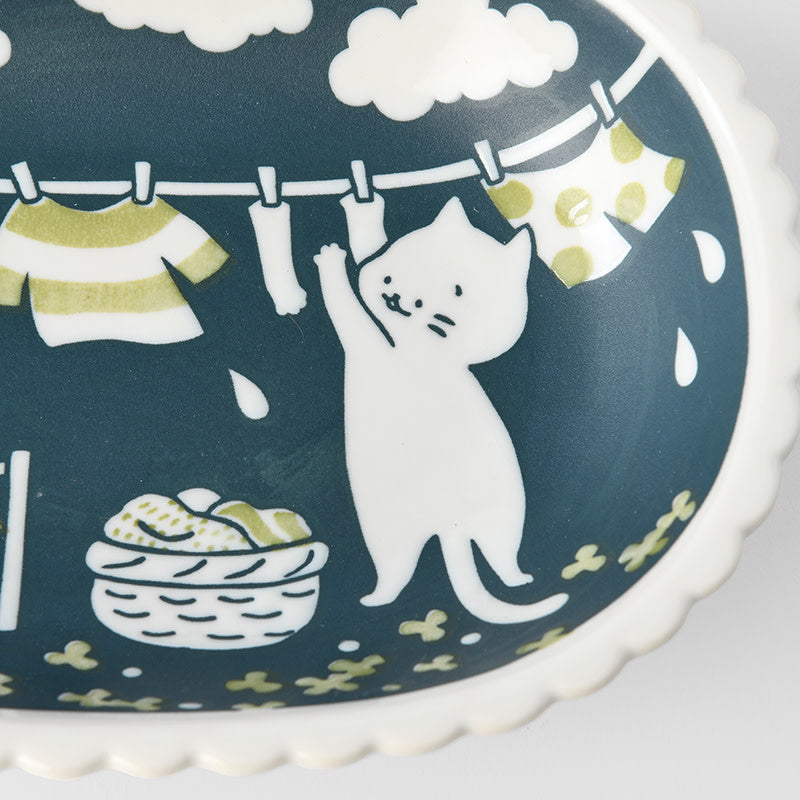 Oval Bowl 22.8 cm, 400 ml / Cat Clothes Design