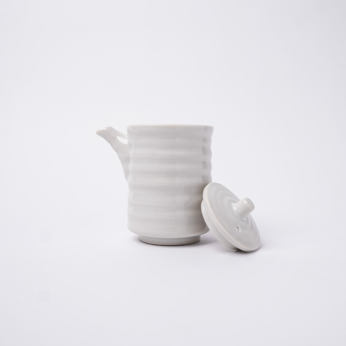 Ribbed Soy Pot 170ml / White Glaze / 6.2D 9.6H 170 ml / C3155