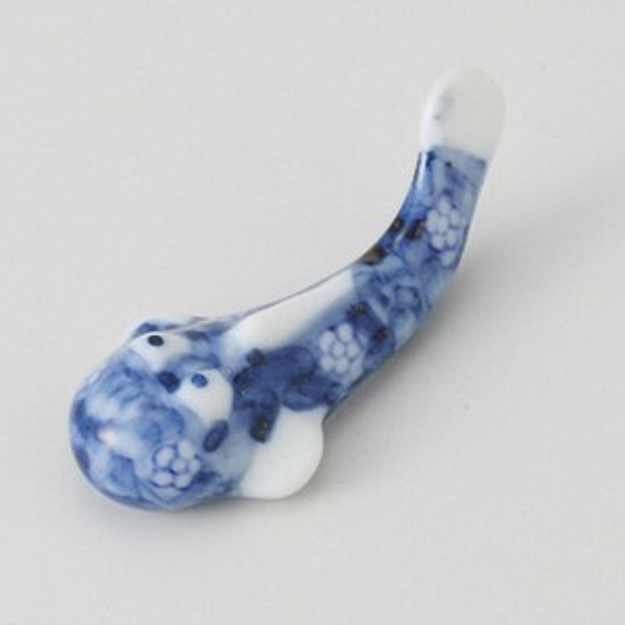 Fugu Chopstick Rest / Blue & White