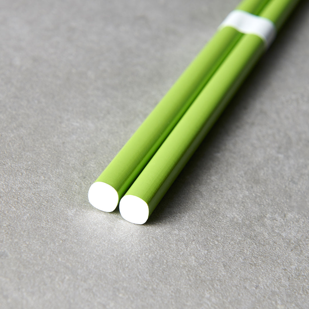 Lacquered Chopsticks / Chartreuse Green & White