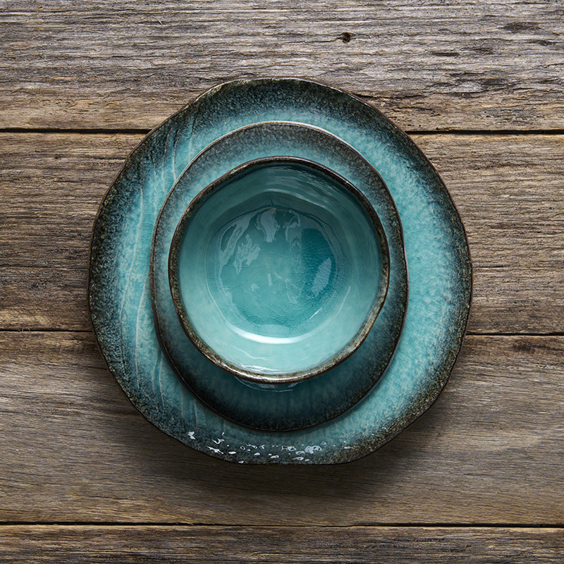 Open Shallow Bowl Leaf Shape 25.5 cm / Sky Blue Glaze