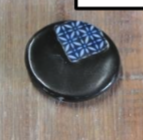 Round Chopstick Rest / Black w' Blue Hishi Design